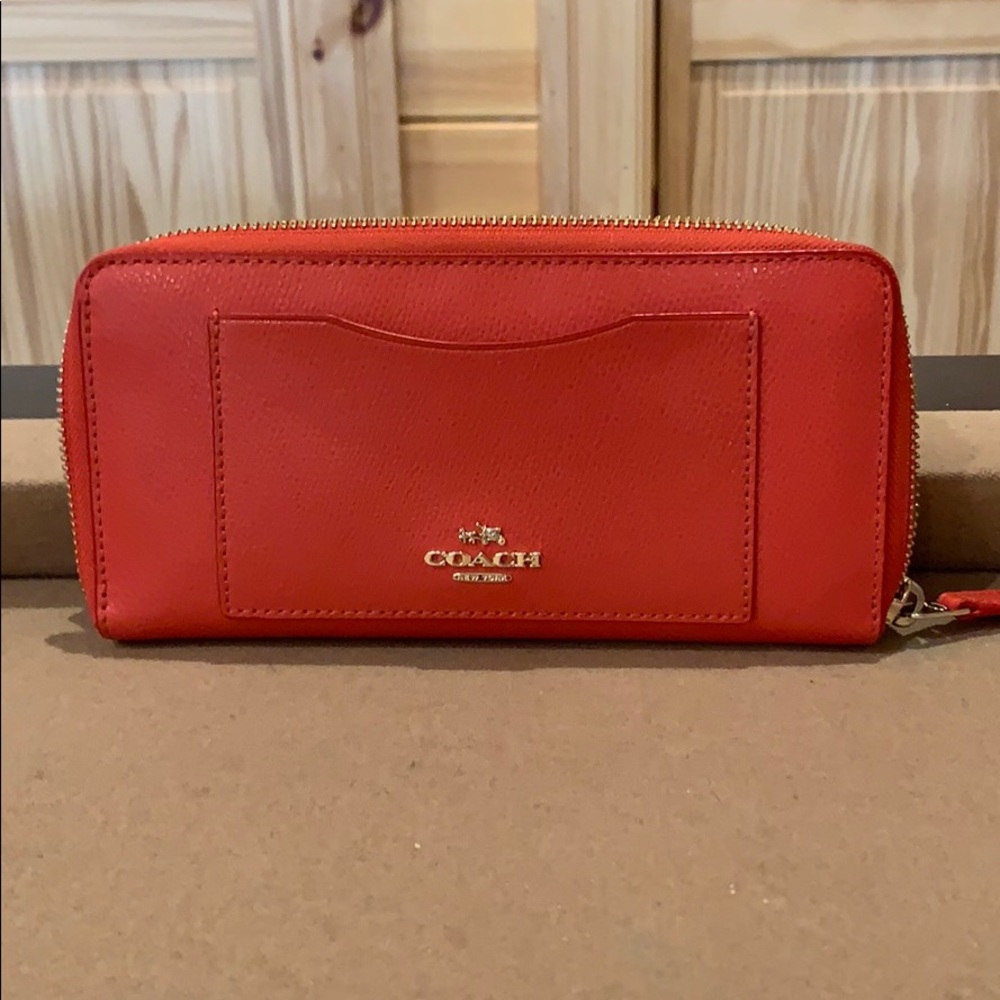 Coach zip wallet